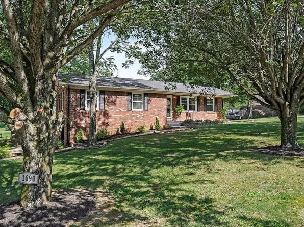 1690 Bunker Hill Rd, Cookeville, TN 38506