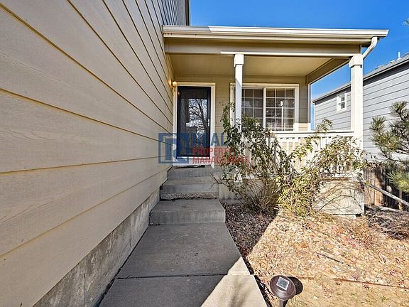 2nd image of 5633 S Yakima St