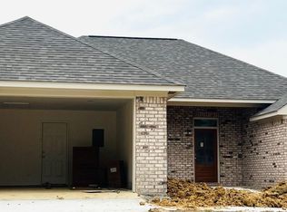 240 Hemingway Cir, Canton, MS 39046