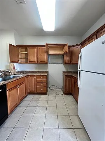 126 Lakeview Dr #B — Photo 7