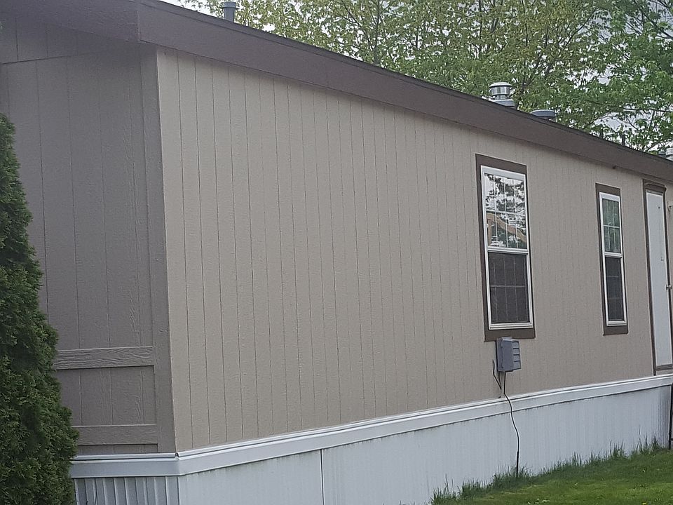 2nd image of 6901 SE 14th St Lot 220