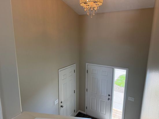 3606 W Hughes Pl, Sioux Falls, SD 57108