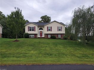 139 Page Farm Rd, Mount Airy, NC 27030