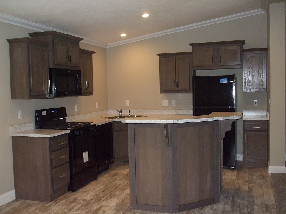 2nd image of 215 Cheyenne St Lot 13