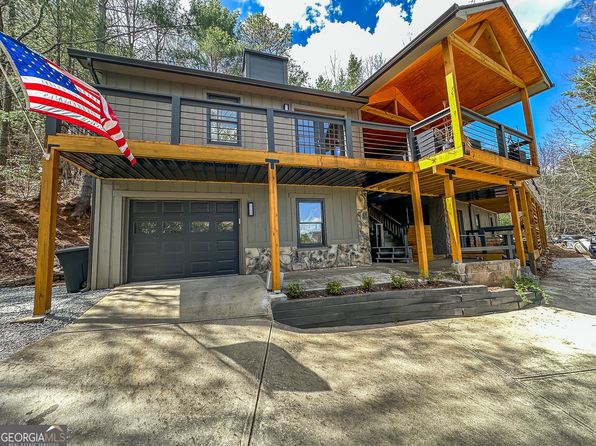 266 E Sugarbush Dr, Sky Valley, GA 30537