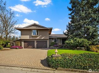 13706 94th Ave NE, Kirkland, WA