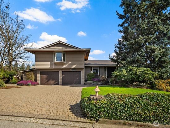 13706 94th Avenue NE, Kirkland, WA 98034