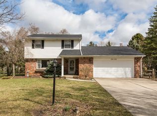 24159 W James Ridge Rd, Millbury, OH 43447