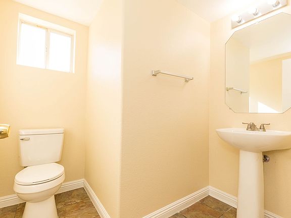4th image of 4606 English Lavender Ave