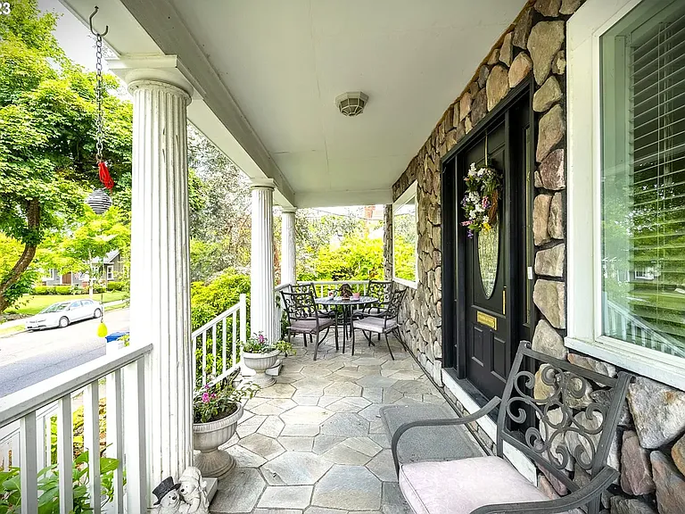 2240 SE 20th Ave #A — Photo 10