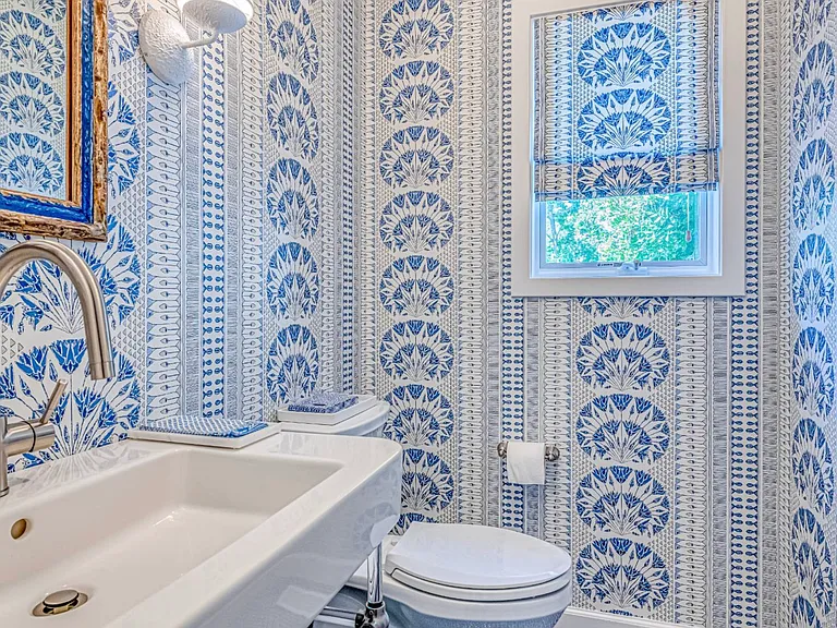 34 Elizabeth Ln — Photo 14