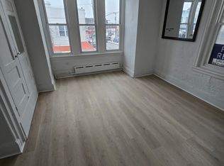 966 E Russell St FLOOR 2, Philadelphia, PA 19134