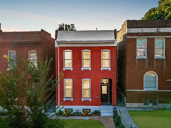 6925 Michigan Ave, Saint Louis, MO 63111