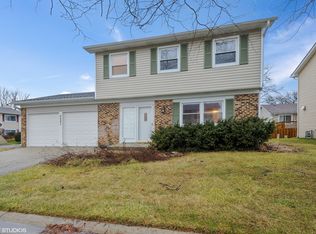 4421 Westbridge Ct, Hoffman Estates, IL 60192