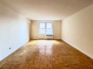 144-02 Barclay Ave #3D, Flushing, NY 11355