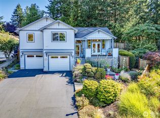 324 Bromley Pl NW, Bainbridge Island, WA