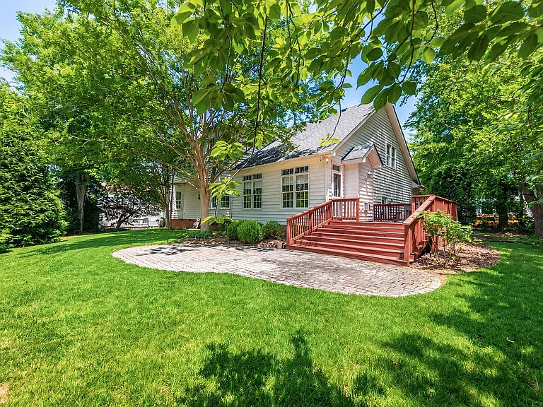 3948 Penzance Pl — Photo 16