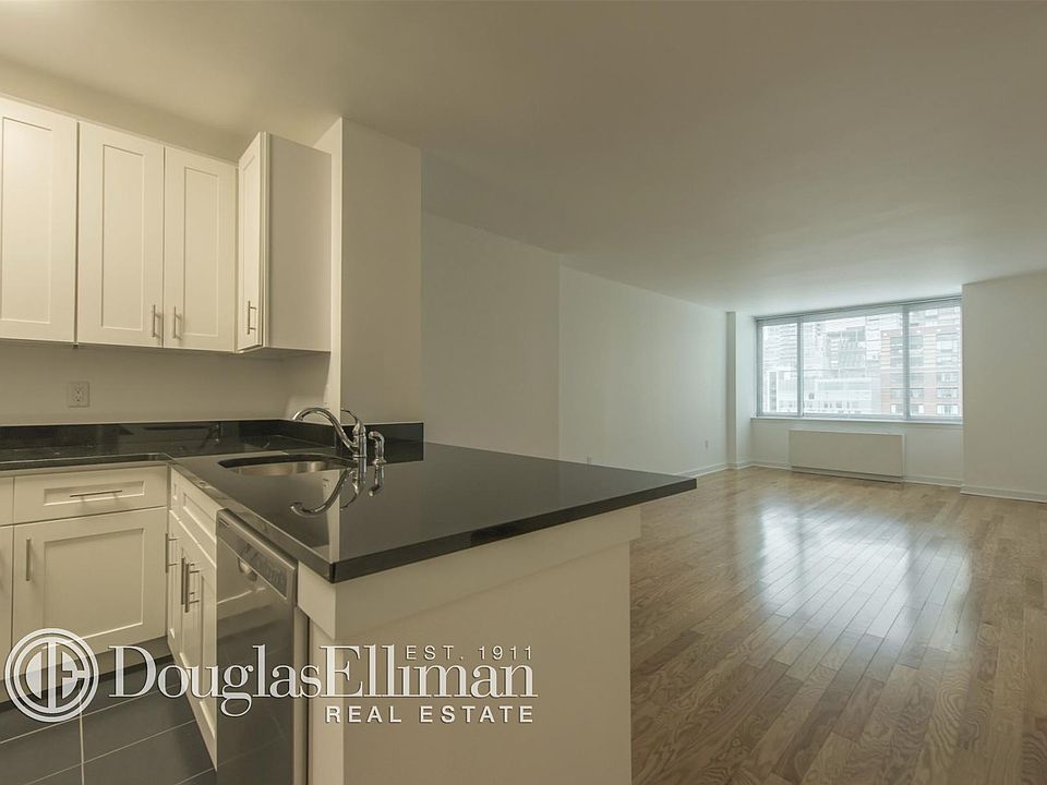 2nd image of 101 W End Ave APT 31F