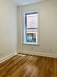 Rented by Warren T Real Estate Corp.