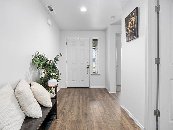 2nd image of 620 Pappys Way