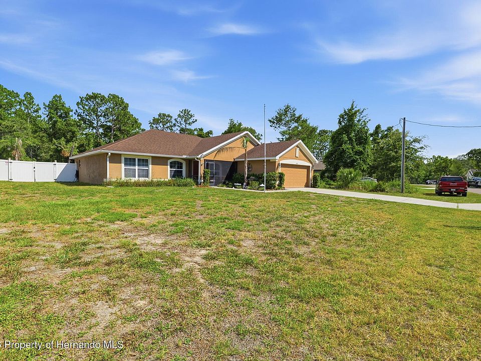 1st image of 12270 House Finch Rd