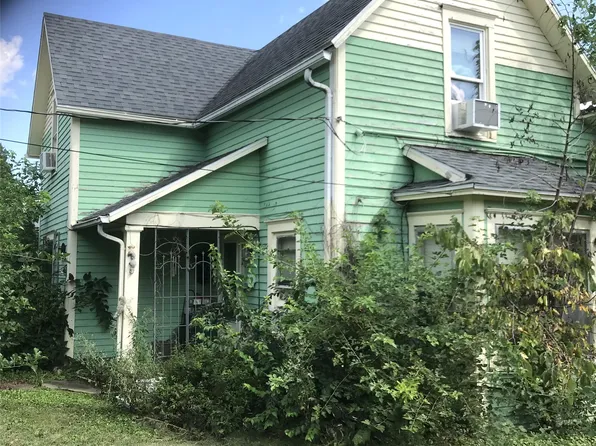 812 E Washington St, Knoxville, IA 50138