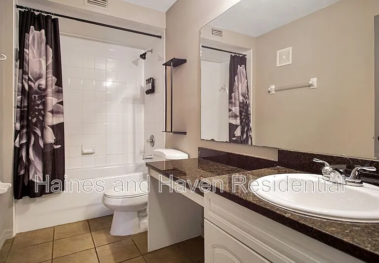 2326 Fan Palm Dr — Photo 12