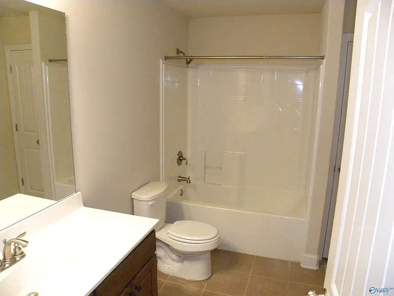 623 Summer Cove Cir NW — Photo 12