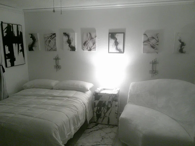 2380 S Bardell Ave — Photo 3