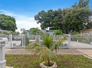 Eleanor Park, Miami Gardens, FL 33054