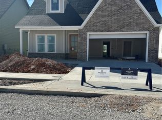 5906 S 41st St, Rogers, AR 72758