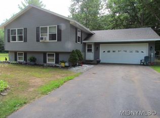 4794 Humaston Rd, Rome, NY 13440