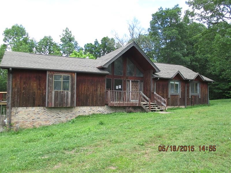 1st image of 461 Redwood Ln