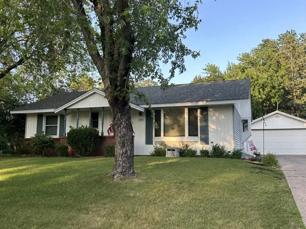 11311 Swallow St NW, Coon Rapids, MN 55433