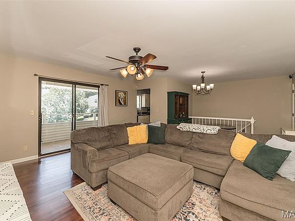 2nd image of 612 Summer Winds Ln #E