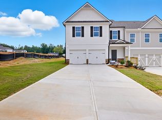 17 Umber Ln, Newnan, GA 30263