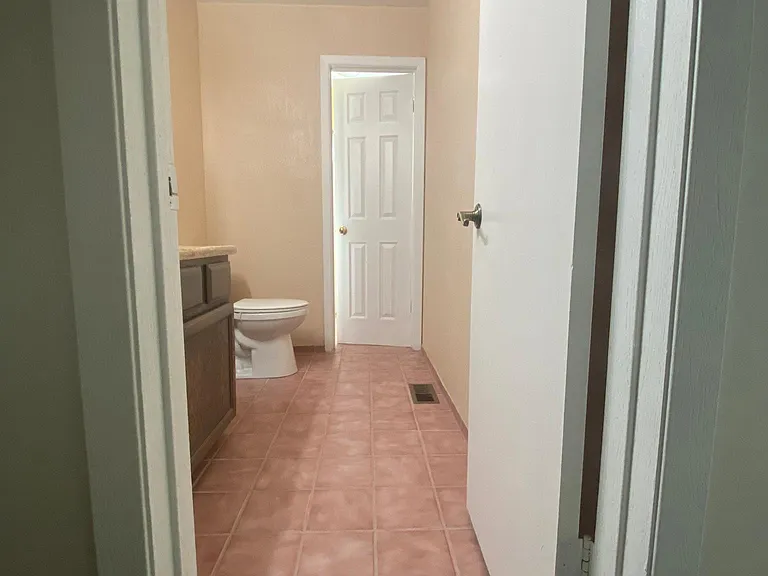 325 Catalina Dr — Photo 9