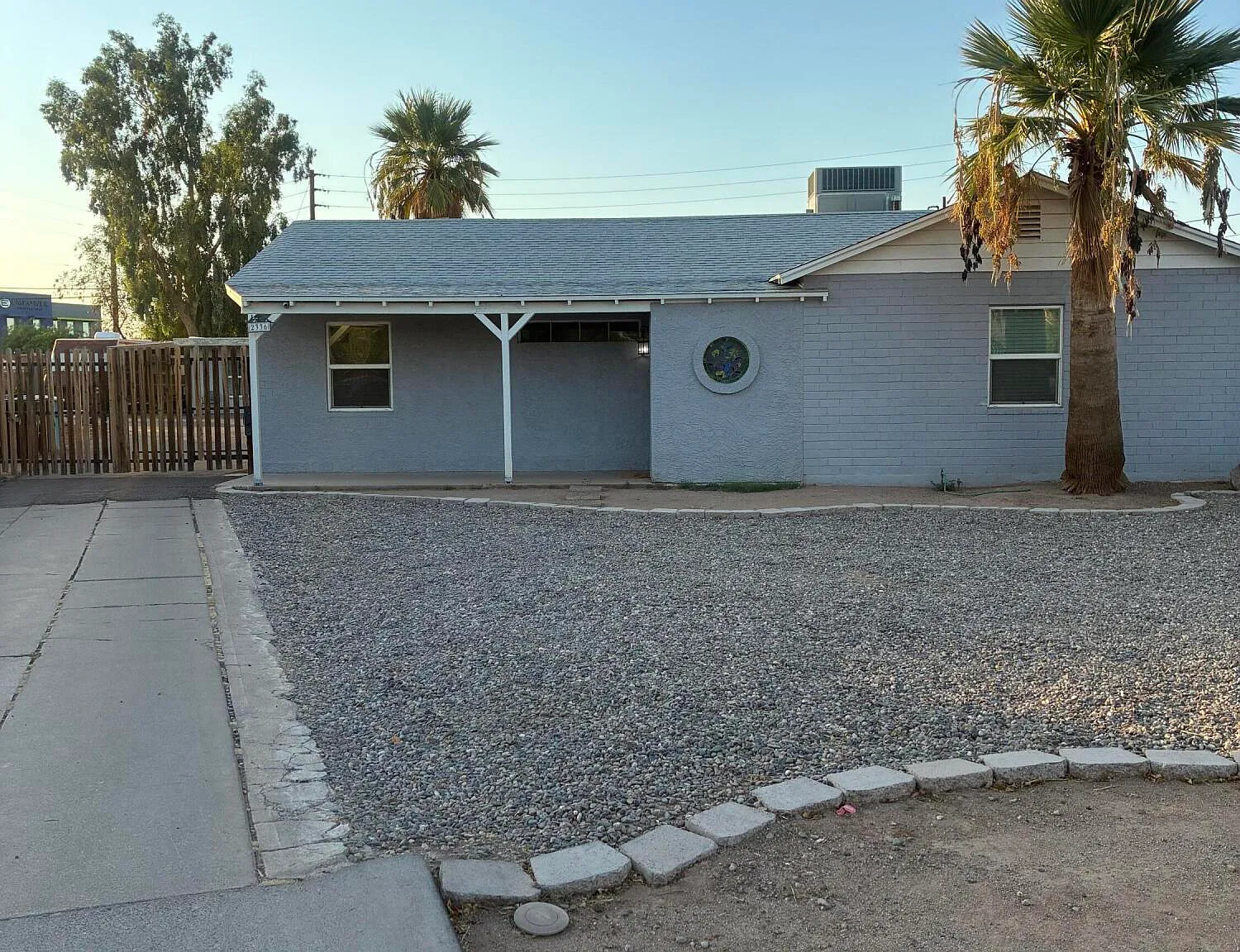 2 bed, 2.0 bath, 1000 sqft, $2,300 — Photo 2