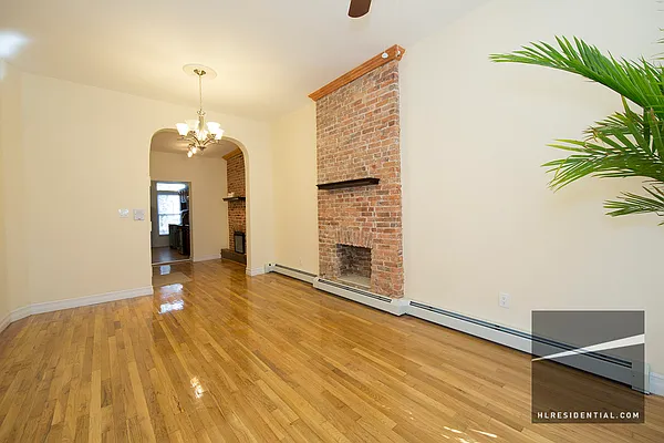 Rented by Highline Residential | media 38