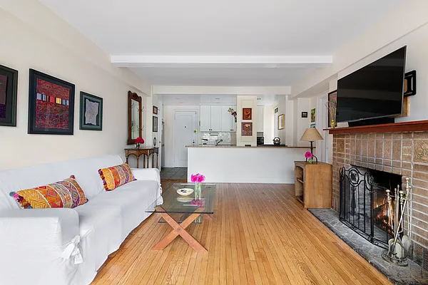 Rented by Corcoran | media 2