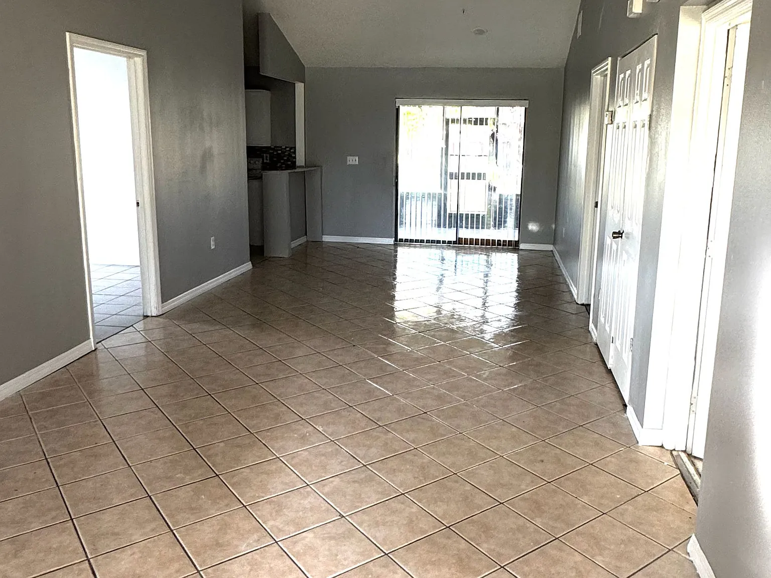 621 Caribou Ct. — Photo 2