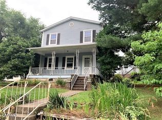 923 Maple St, Alcoa, TN 37701