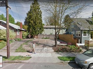 NE Couch St, Portland, OR 97232