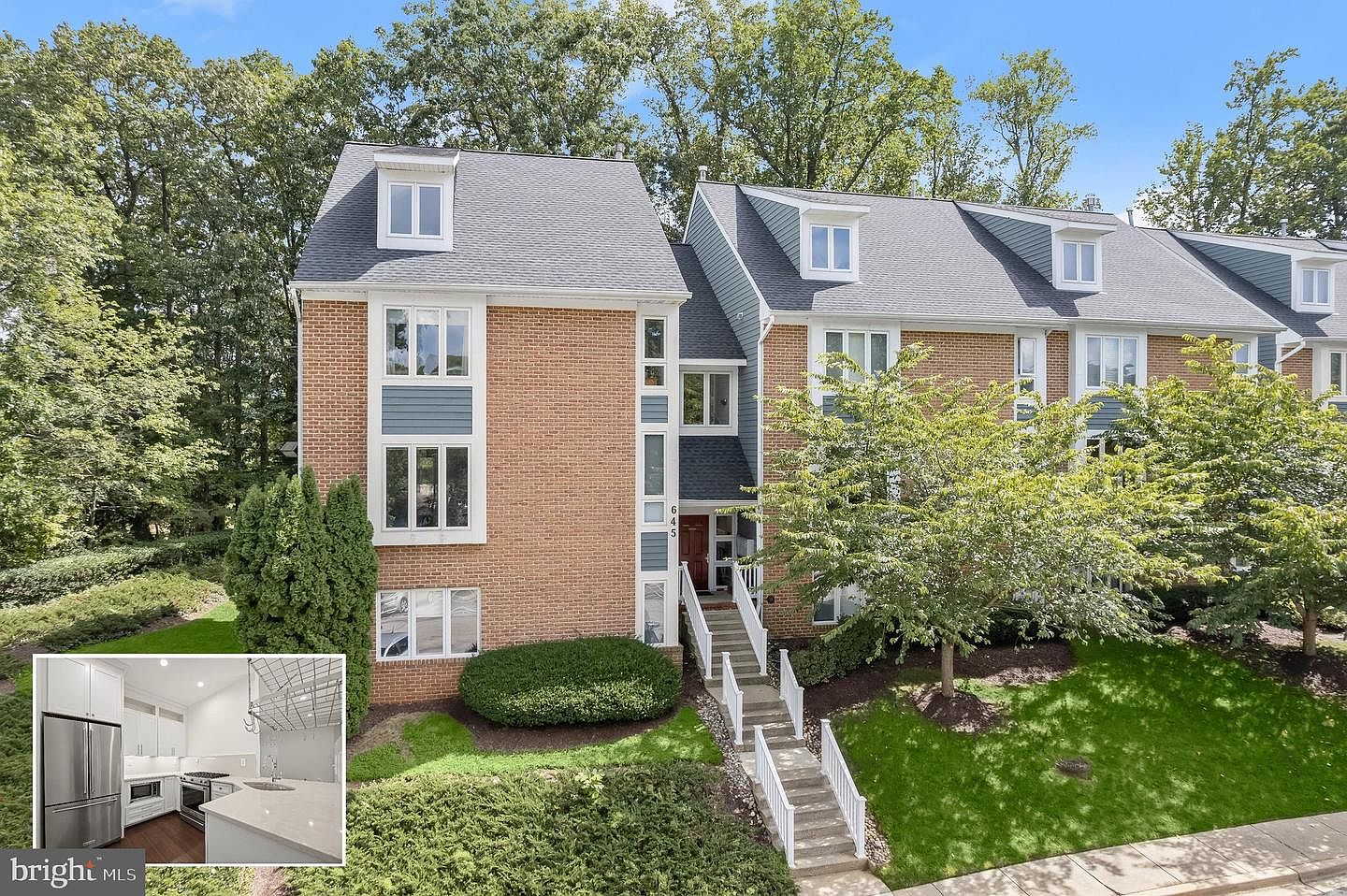 645 Oakland Hills Dr APT 1B — Bay Hills Golf Club