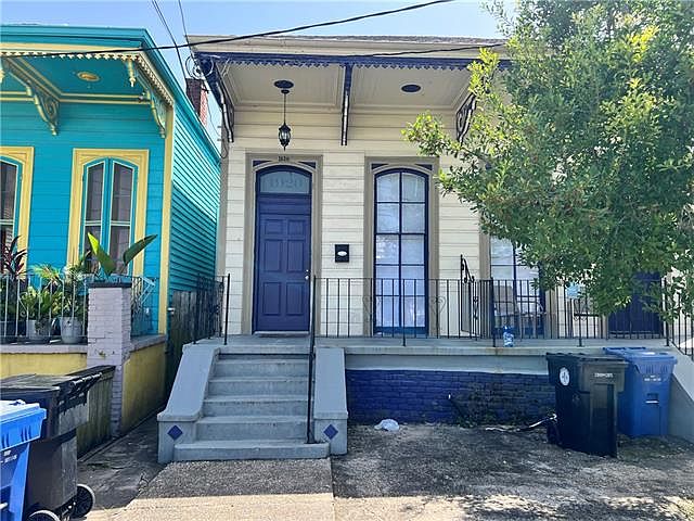 1st image of 1920 Dumaine St