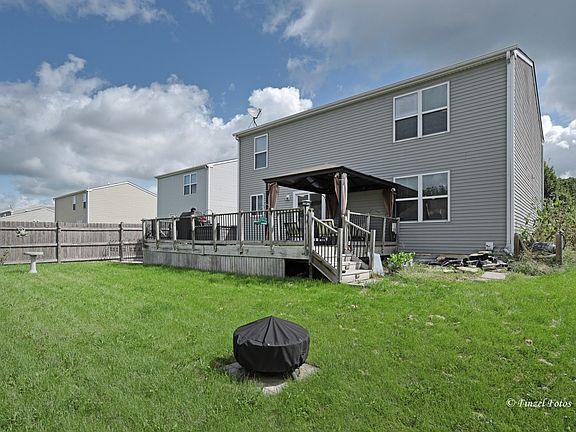 3rd image of 1721 Yasgur Dr