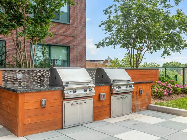 158 8th Street image 17 of 17