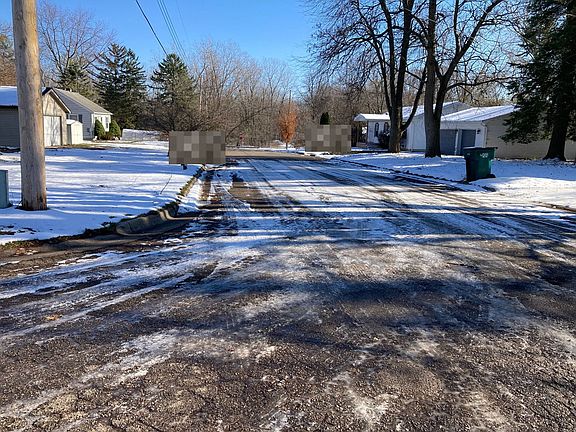 5th image of 1023 Victoria Dr