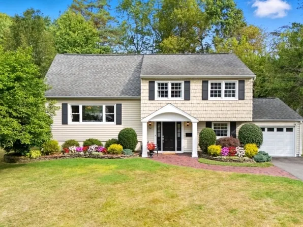 54 Badgley Dr, New Providence Boro, NJ 07974