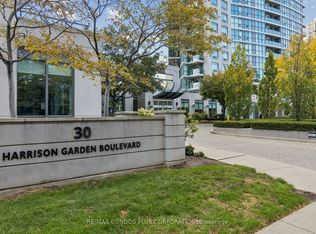30 Harrison Garden Blvd #708, Toronto, ON M2N 7A9